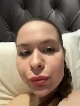 Nicole_Loving's cam snapshot