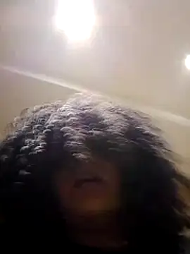 Brunnet_Doll's cam snapshot