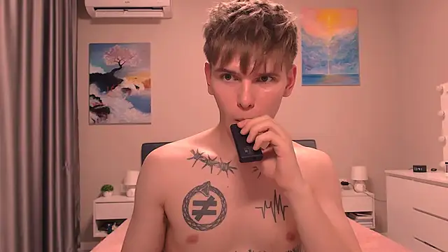 Fredd_Xanders live sex cam