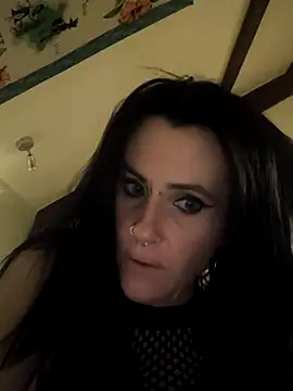 Sosso19squirt live sex cam