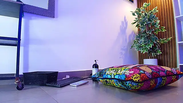 Dalila_Sky's cam snapshot