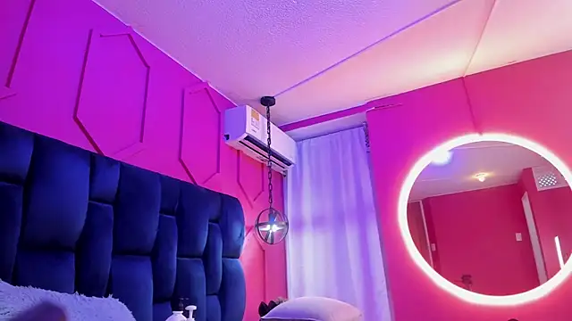 chantall1375's cam snapshot