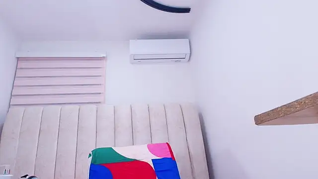 timkerbell_'s cam snapshot