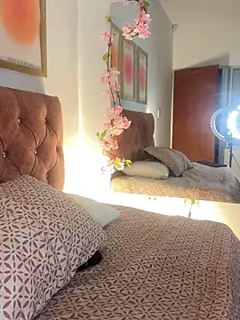 GabiHills's cam snapshot