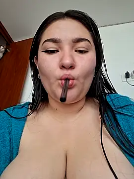 saritaa_8's cam snapshot