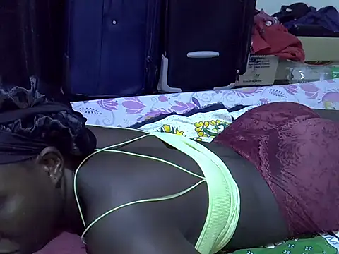 Adaline-Paris's cam snapshot