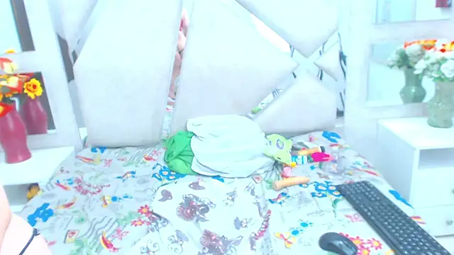 Paris_Squirt_'s cam snapshot