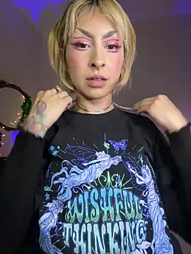 Cinamoonn's cam snapshot