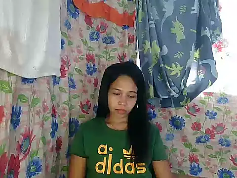 PinaySkinnyGirl live sex cam