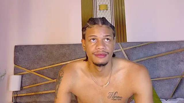 Nick_and_amber's cam snapshot