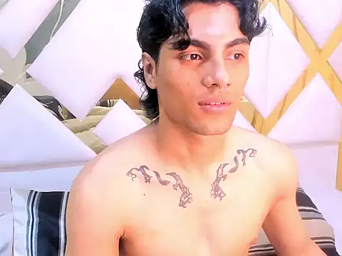 MattFiore live sex cam