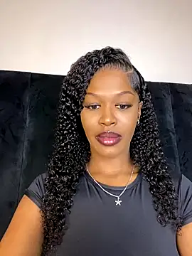 Thick_Lucia live sex cam