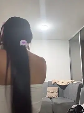 Pretty_Isadora's cam snapshot