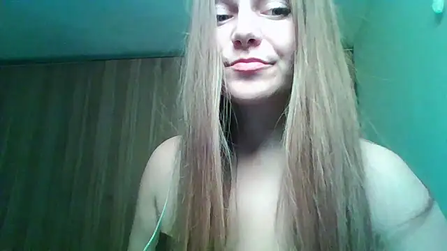 Evasapples's cam snapshot