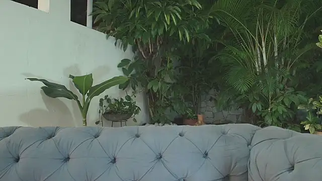 sharon_greey's cam snapshot