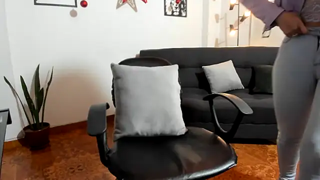 merlinaadams_'s cam snapshot