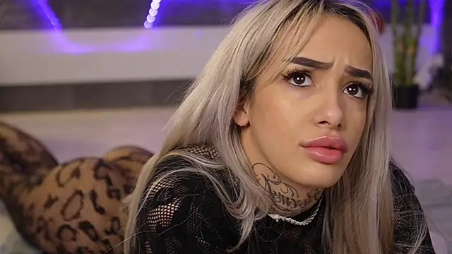 blondie_muller's cam snapshot