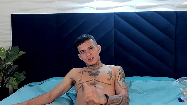 MrJustin_'s cam snapshot