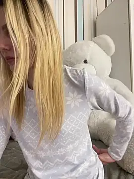 My_Hotgirl's cam snapshot