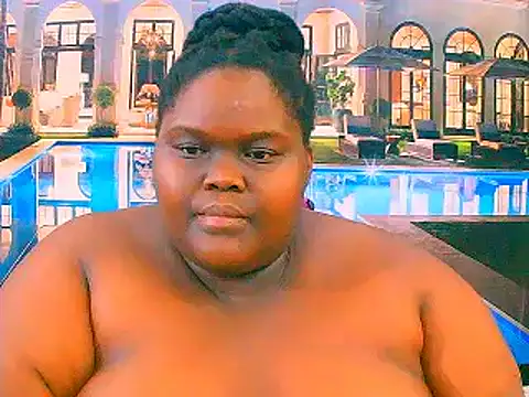 EbonyHotBuns's cam snapshot