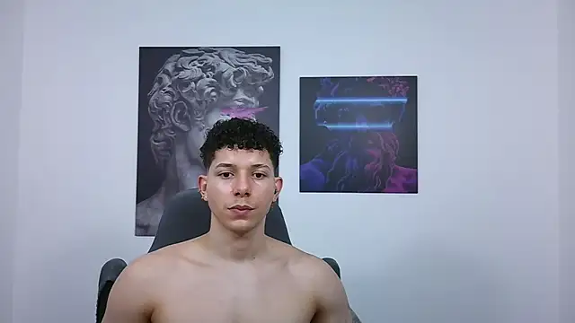 lysan_corv live sex cam