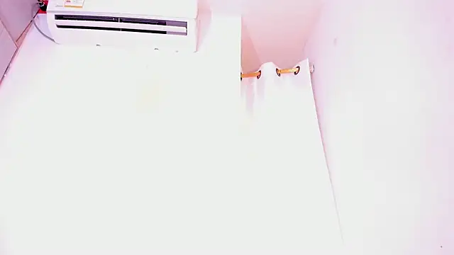 MiaKirshner's cam snapshot