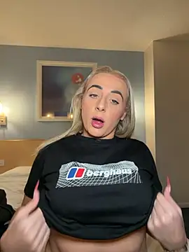 Strongqueen live sex cam