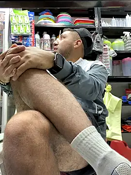 JuanZapata33 live sex cam