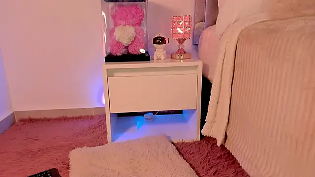 Alissonroses live sex cam