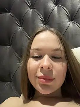 Nicole_Loving's cam snapshot