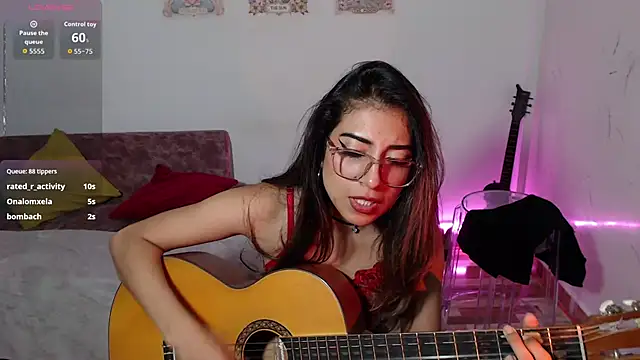 Susanahendrix's cam snapshot