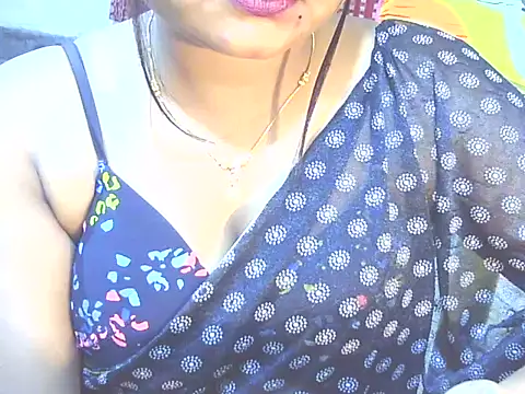 Nusrat_Faria07's cam snapshot