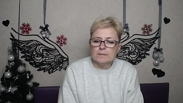 EmiliaGree's cam snapshot