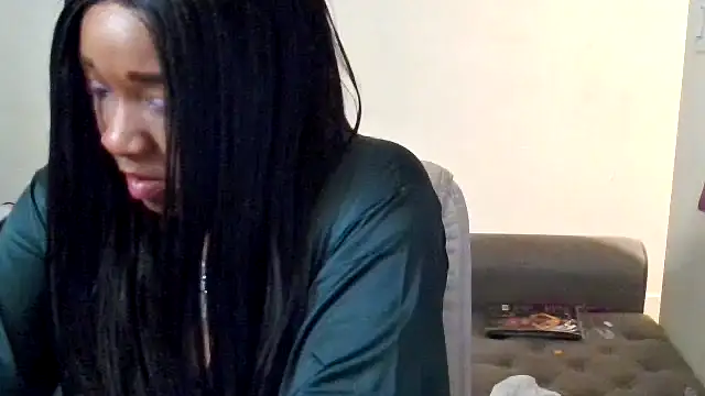 YasmineMinaj's cam snapshot