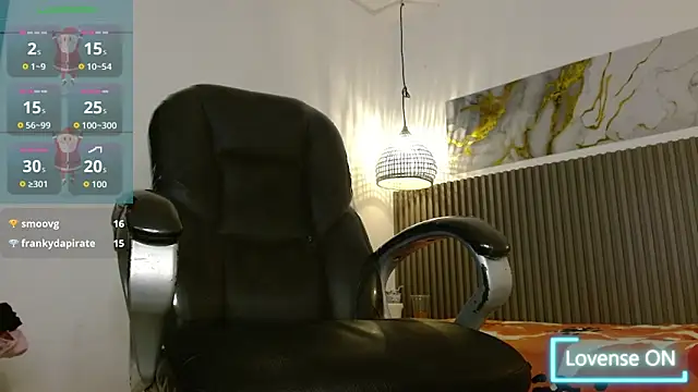 Dyla_n18 live sex cam