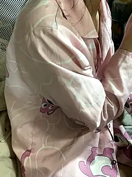 Mina048's cam snapshot