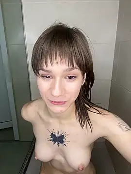 EnchantedIvy's cam snapshot