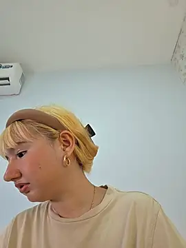 Pinkie_Princes's cam snapshot