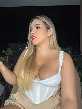 itsdanividarte's cam snapshot