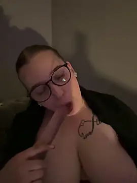 Aksinja05's cam snapshot