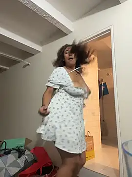 lauraltt's cam snapshot