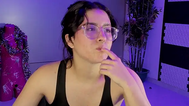 LiLLiAnderson's cam snapshot