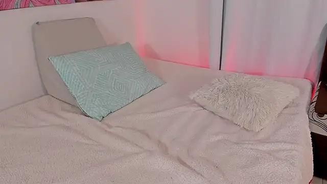 Jessica_Herrera_'s cam snapshot