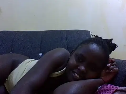 Sweetcecie01's cam snapshot