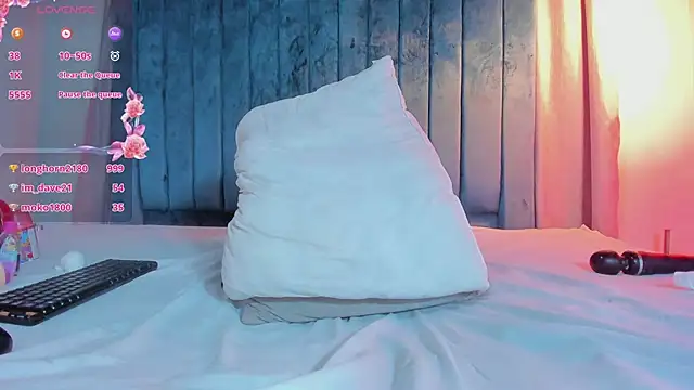 Violet_horny05's cam snapshot