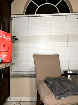 Kiki_hammyy live sex cam