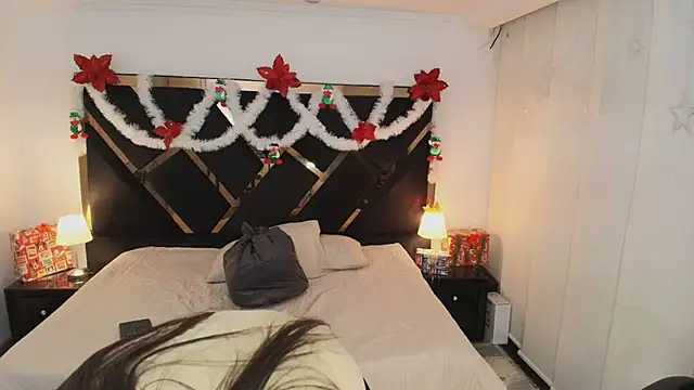 Amelie_saenz's cam snapshot