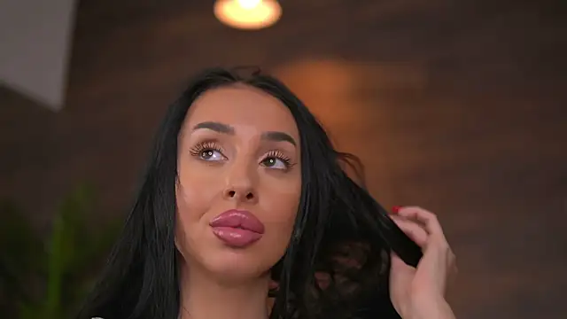 KairaAndrews's cam snapshot