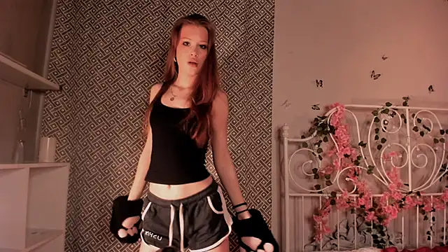 KarieBowery live sex cam