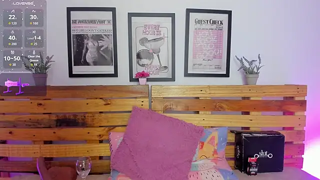 Alisson_Boobs_'s cam snapshot